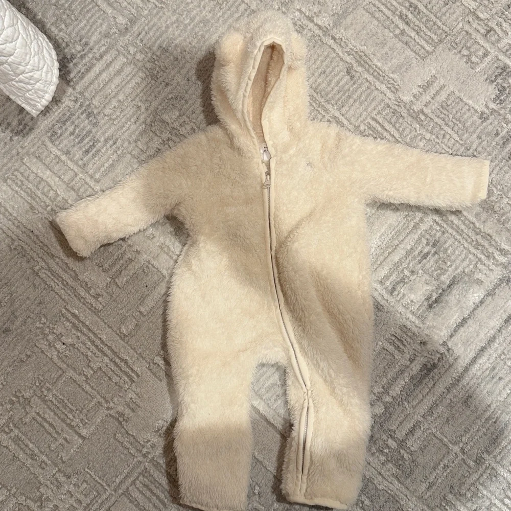 Baby GAP Cream Fleece Baby Footie